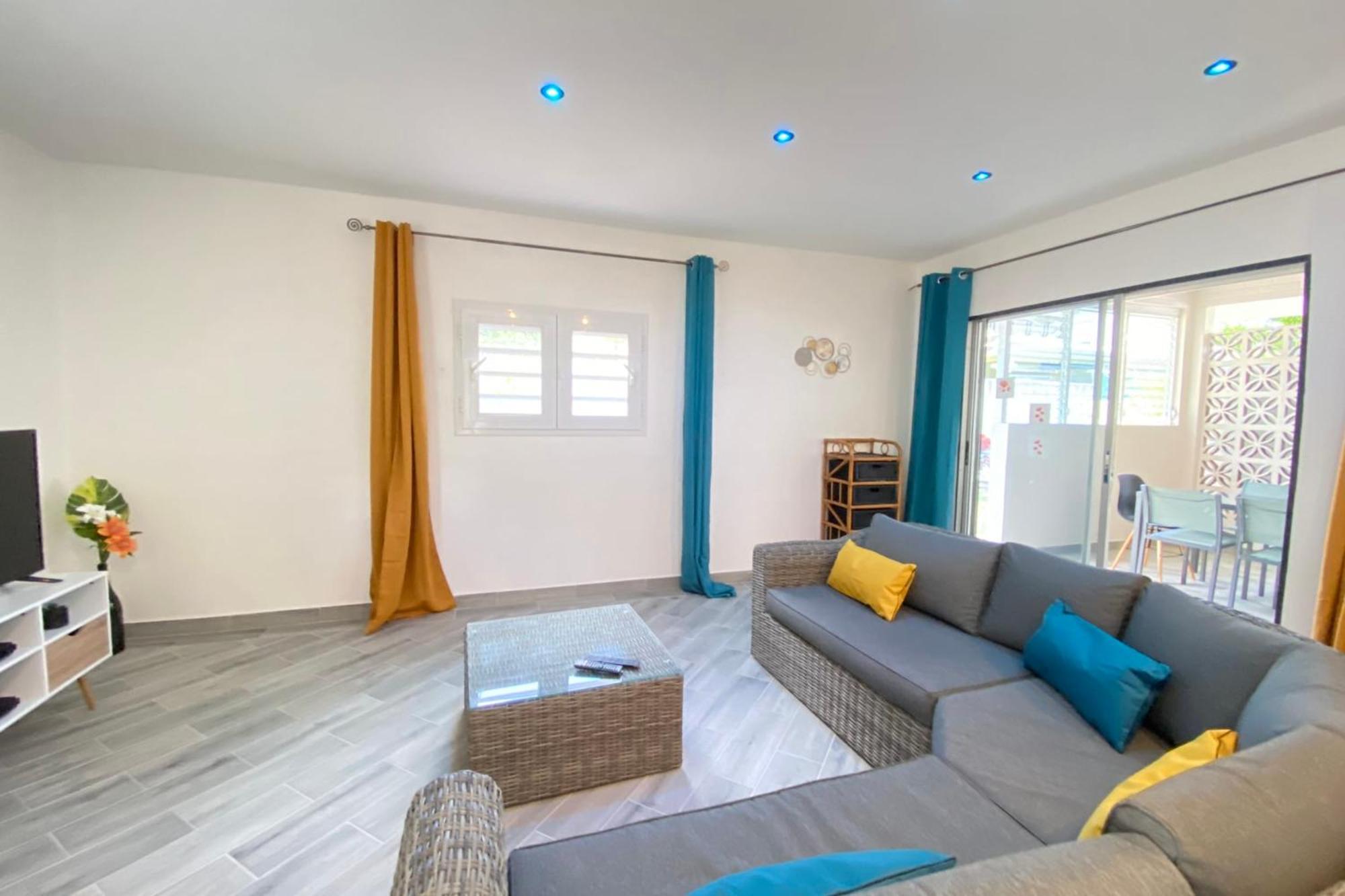 972M Beautiful Air-Conditioned Villa With Garden ลาการ์เบต์ ภายนอก รูปภาพ